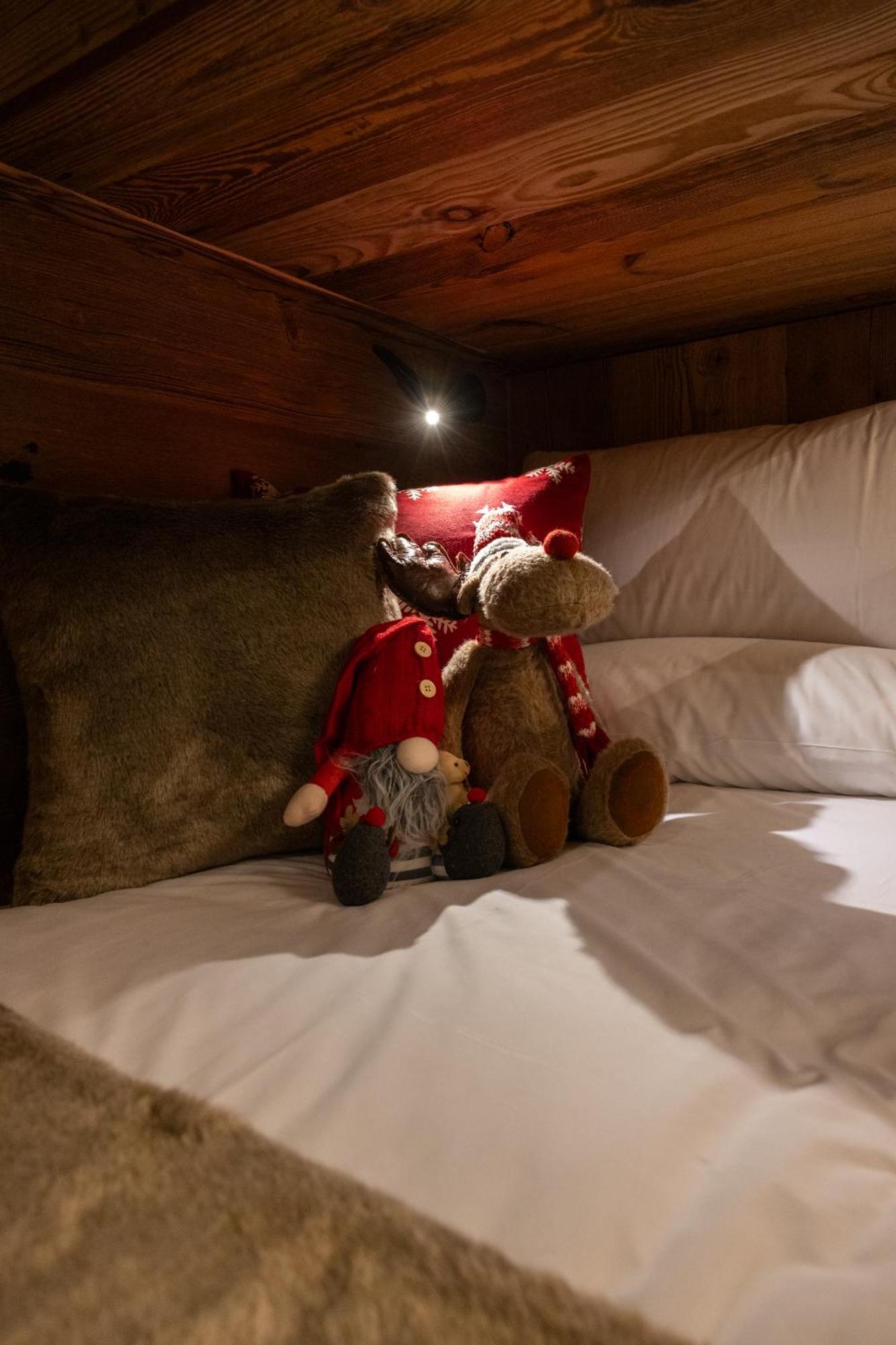 Les Reves Des Montagnards, Appartements De Charme Torgnon Exterior foto